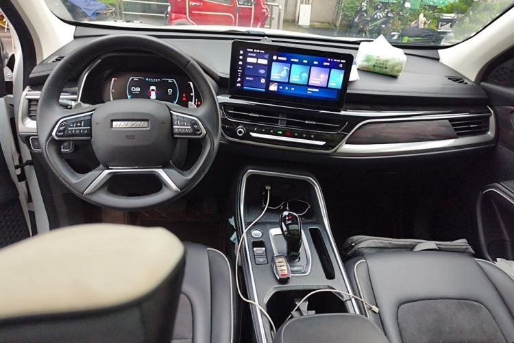 Used Haval H6 2021 National Trend Edition 1.5 GDIT Automatic Luxury Version Center Console