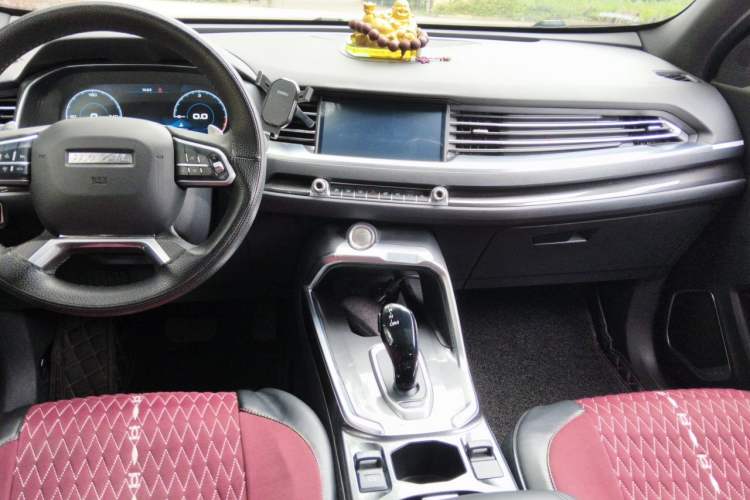 Used Haval H6 2021 1.5 GDIT Automatic Luxury Edition Center Console