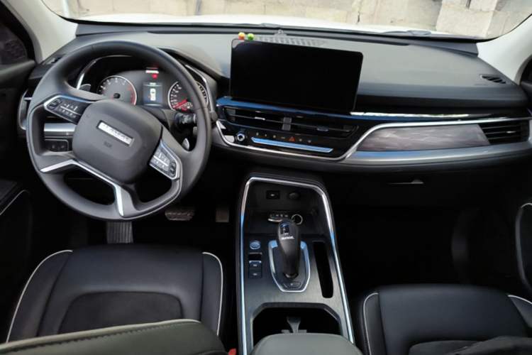Used Haval H6 2021 National Trend Edition 1.5T Automatic Urban Version Center Console