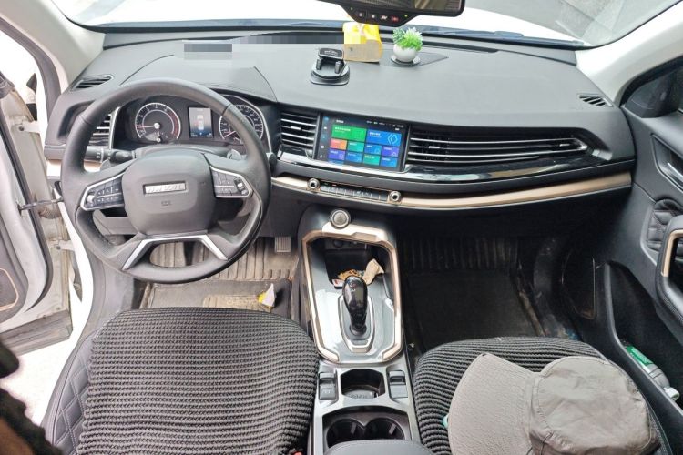 Used Haval H6 2021 1.5 GDIT Automatic Champion Edition Center Console