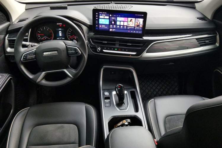Used Haval H6 2021 National Trend Edition 1.5T Automatic Urban Version Center Console