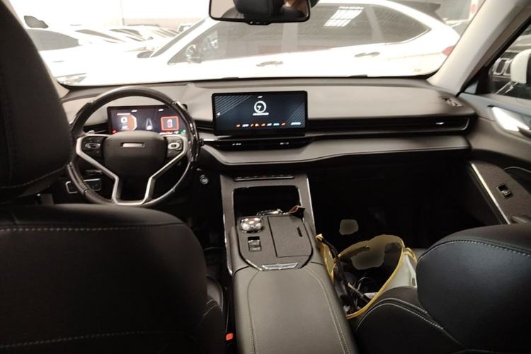 Used Haval H6 2021 3rd Generation 1.5T Automatic Two-Wheel-Drive Supreme Center Console