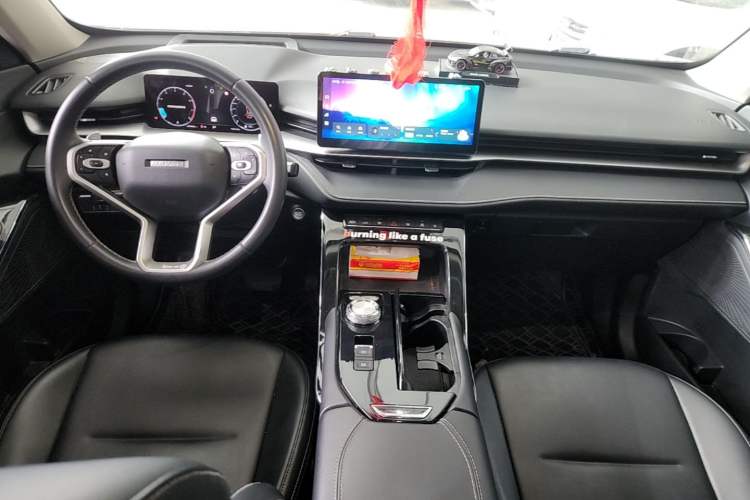 Used Haval H6 2021 3rd Generation 1.5T Automatic Two-Wheel Drive Max Center Console