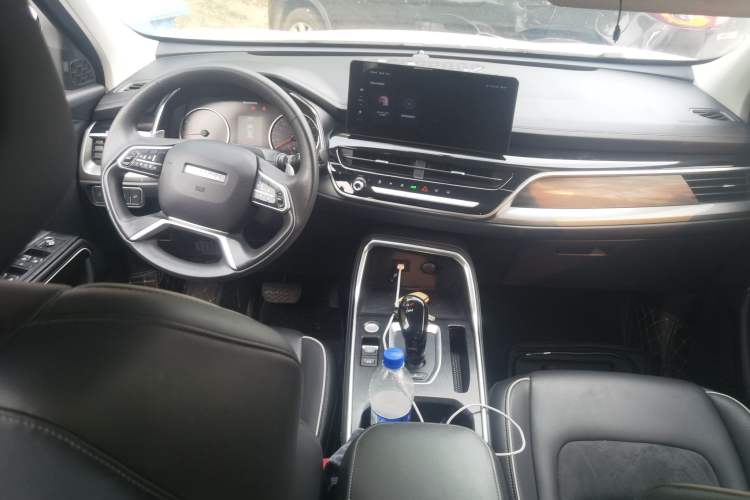 Used Haval H6 2021 National Trend Edition 1.5T Automatic Urban Version Center Console