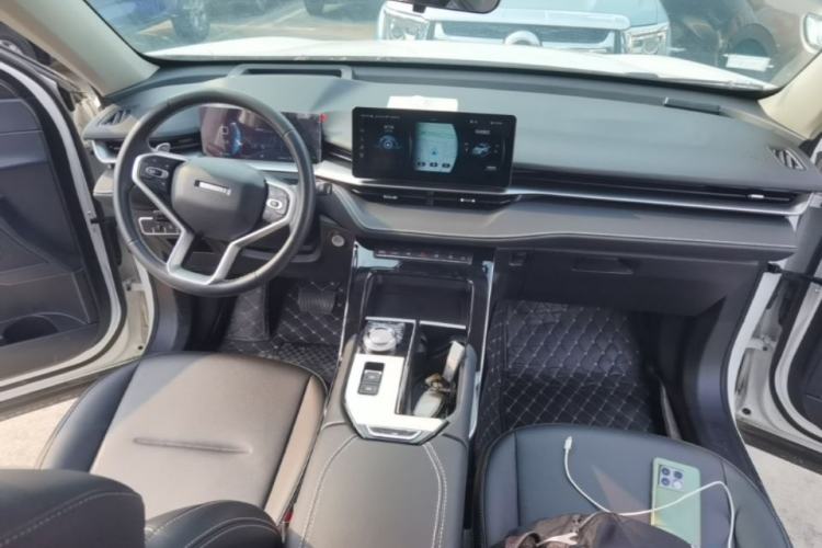 Used Haval H6 2021 3rd Generation 1.5T Automatic Two-Wheel Drive Max Center Console