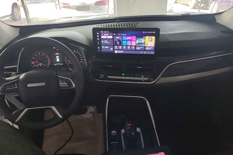 Used Haval H6 2021 National Trend Edition 1.5T Automatic Urban Version Center Console