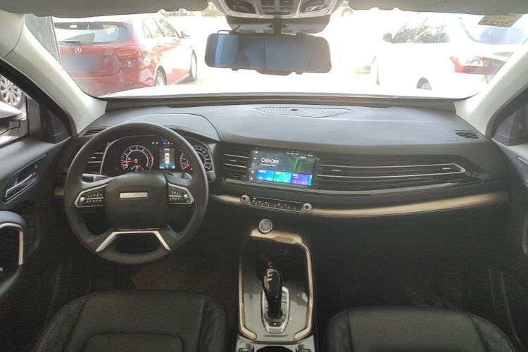 Used Haval H6 2021 1.5 GDIT Automatic Champion Edition Center Console