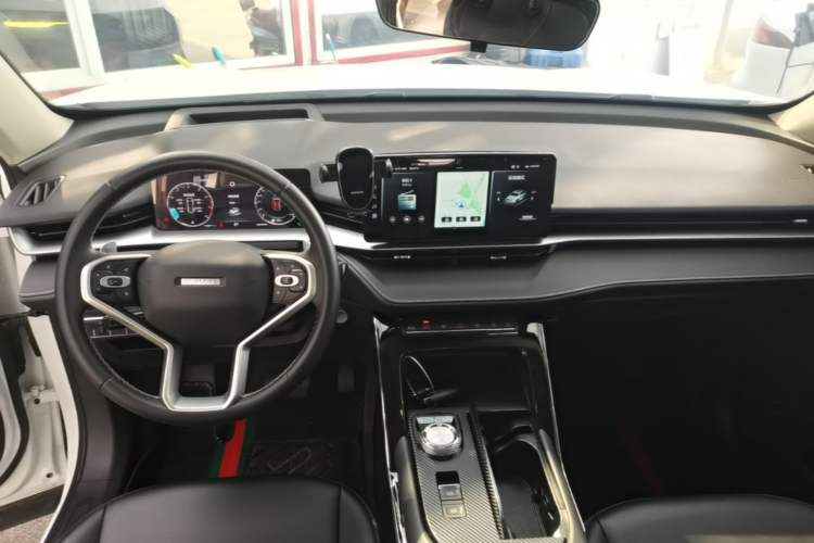 Used Haval H6 2021 3rd Generation 2.0T Automatic Two-Wheel Drive Max Center Console