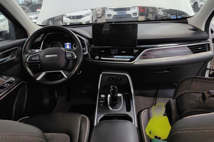 Used Haval H6 2021 National Trend Edition 1.5T Automatic Urban Version Center Console