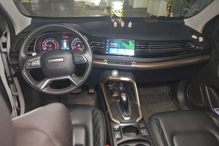 Used Haval H6 2021 1.5 GDIT Automatic Champion Edition Center Console