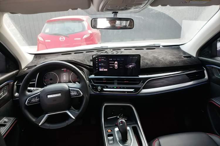 Used Haval H6 2021 National Trend Edition 1.5T Automatic Urban Version Center Console