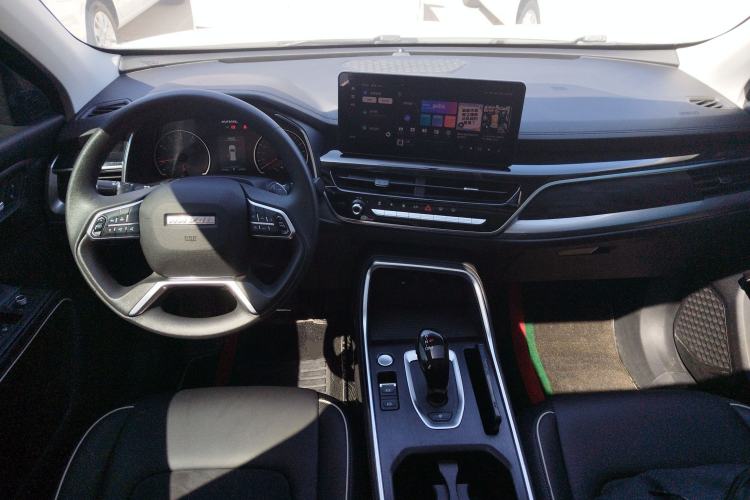 Used Haval H6 2021 National Trend Edition 1.5T Automatic Urban Version Center Console