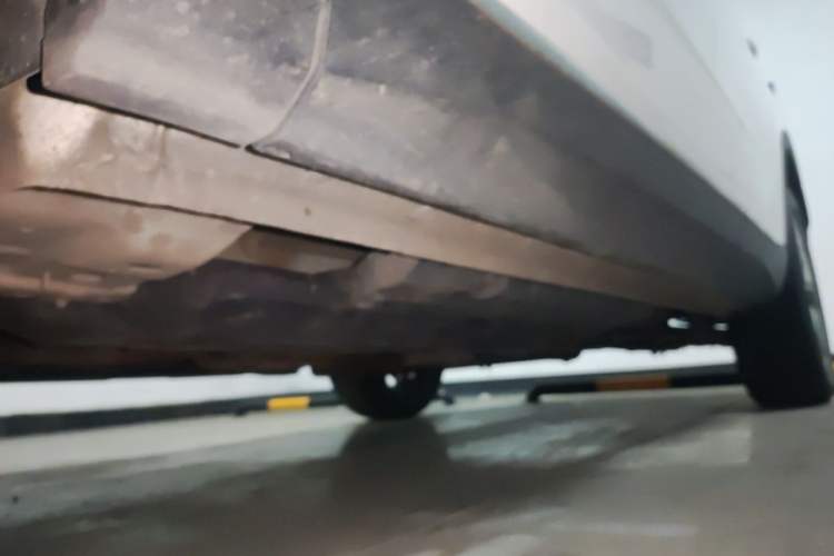Used Haval H6  Chassis Front Left