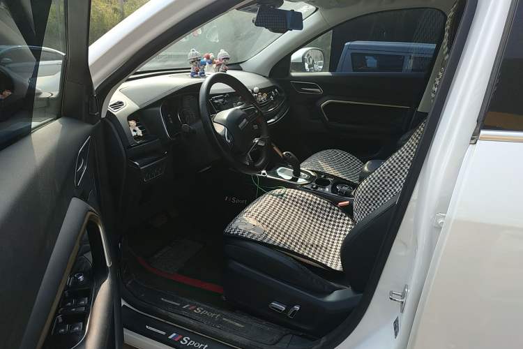 Used Haval H6 2021 1.5 GDIT Automatic Champion Edition Driver Seat
