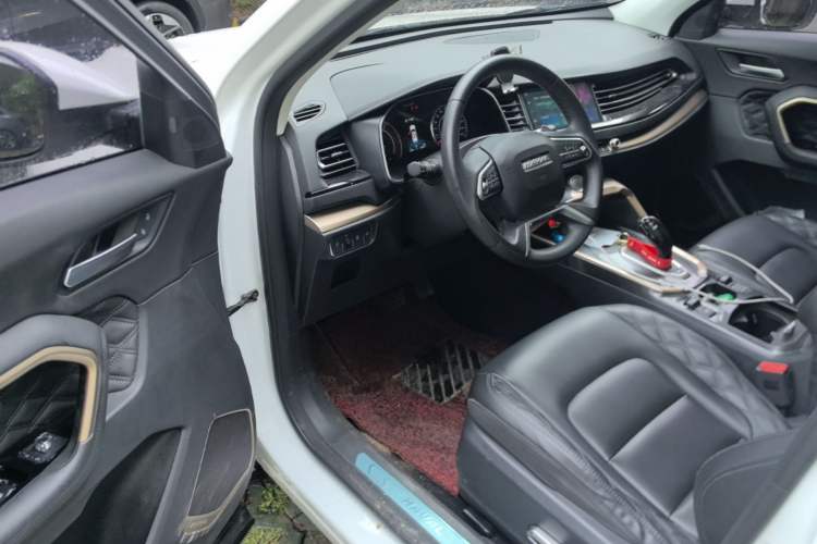 Used Haval H6 2021 1.5 GDIT Automatic Champion Edition Driver Seat