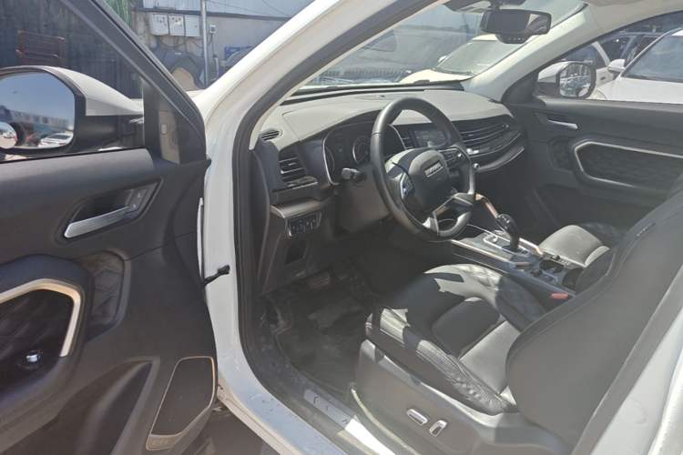 Used Haval H6 2021 1.5 GDIT Automatic Champion Edition Driver Seat