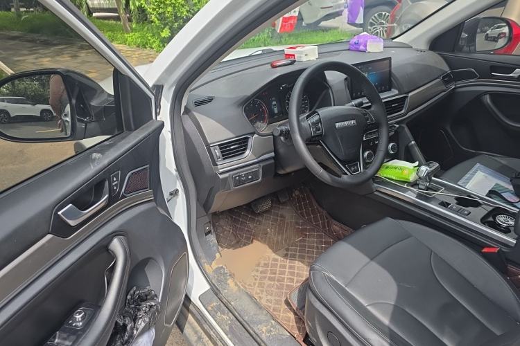 Used Haval H6 2021 Sport Edition 1.5T Automatic Elite Smart Connectivity Model U-Shape Grille Driver Seat