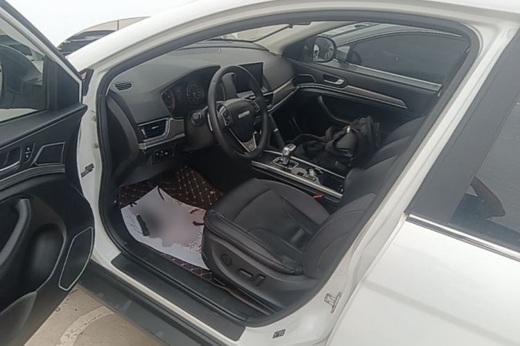 Used Haval H6 2021 Sport Edition 1.5T Automatic Elite Smart Connectivity Model U-Shape Grille Driver Seat