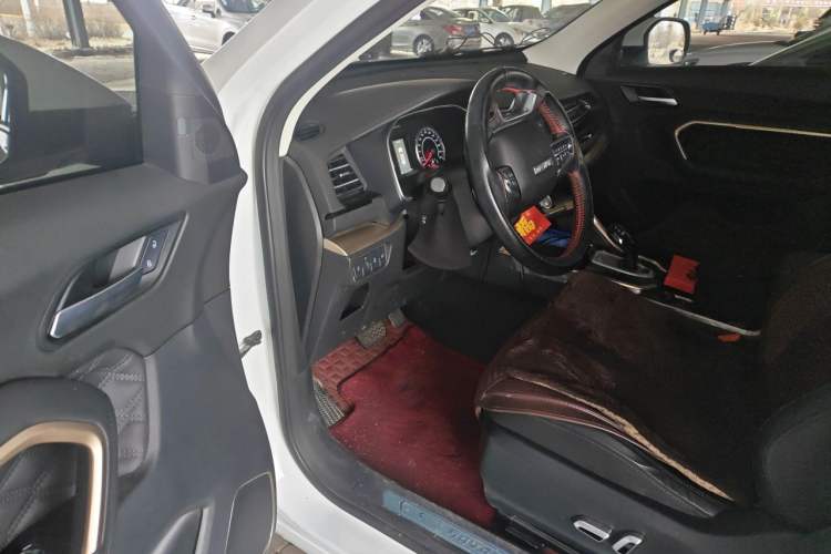 Used Haval H6 2021 2.0 GDIT Automatic GT Luxury Edition Driver Seat