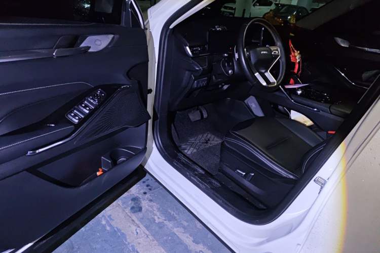 Used Haval H6 2021 3rd Generation 1.5T Automatic Two-Wheel Drive Max Driver Seat
