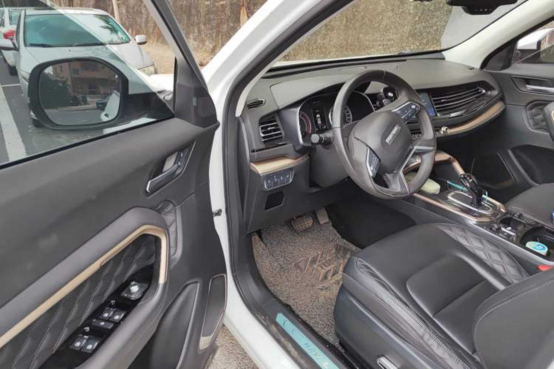 Used Haval H6 2021 1.5 GDIT Automatic Champion Edition Driver Seat