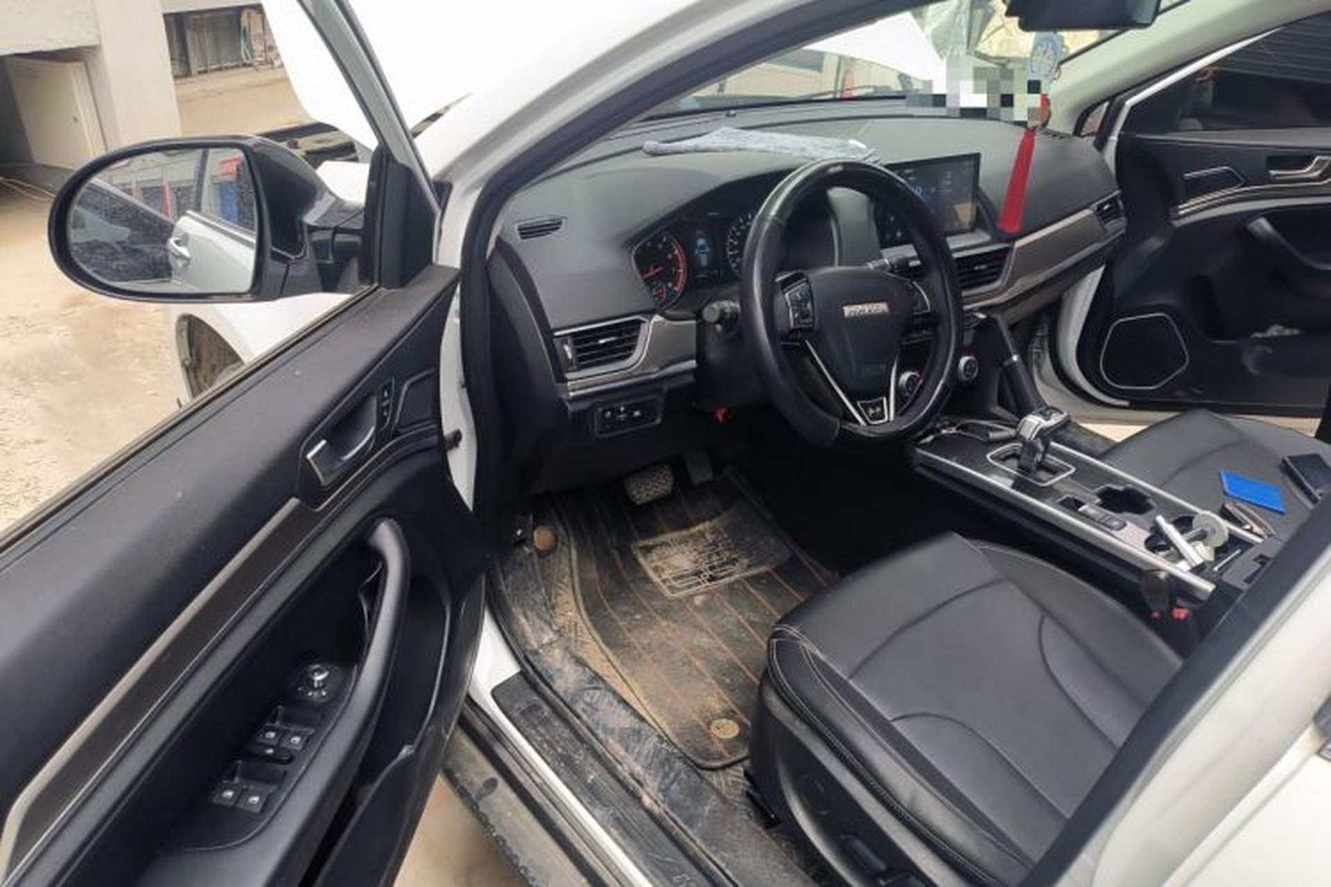 Used Haval H6 2021 Sport Edition 1.5T Automatic Elite Smart Connectivity Model with Hexagonal Grille Driver Seat
