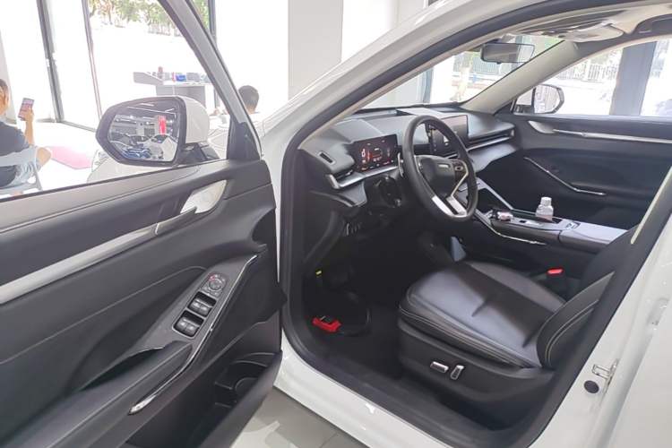 Used Haval H6 2021 3rd Generation 1.5T Automatic Two-Wheel Drive Max Driver Seat