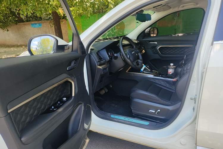 Used Haval H6 2021 1.5 GDIT Automatic Champion Edition Driver Seat