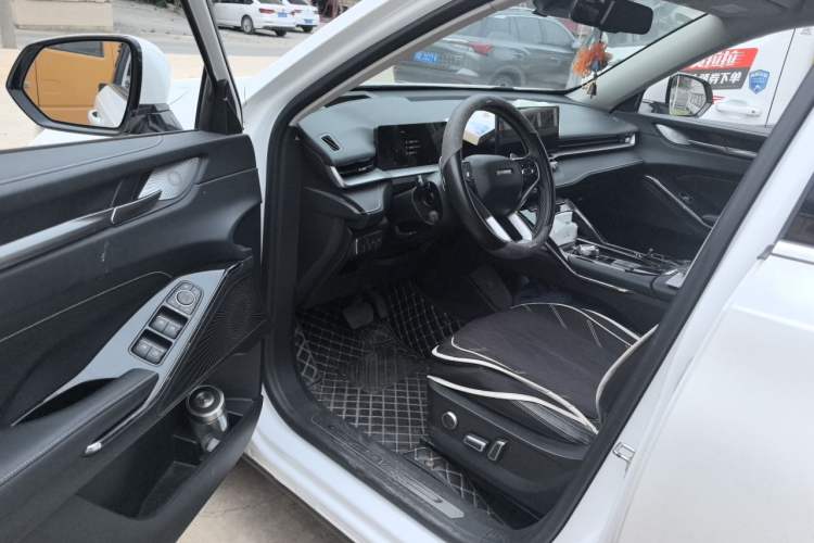 Used Haval H6 2021 3rd Generation 1.5T Automatic Two-Wheel-Drive Supreme Driver Seat