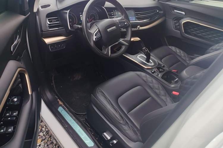 Used Haval H6 2021 1.5 GDIT Automatic Champion Edition Driver Seat