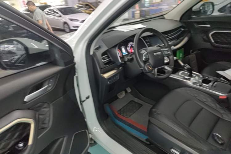 Used Haval H6 2021 1.5 GDIT Automatic Champion Edition Driver Seat