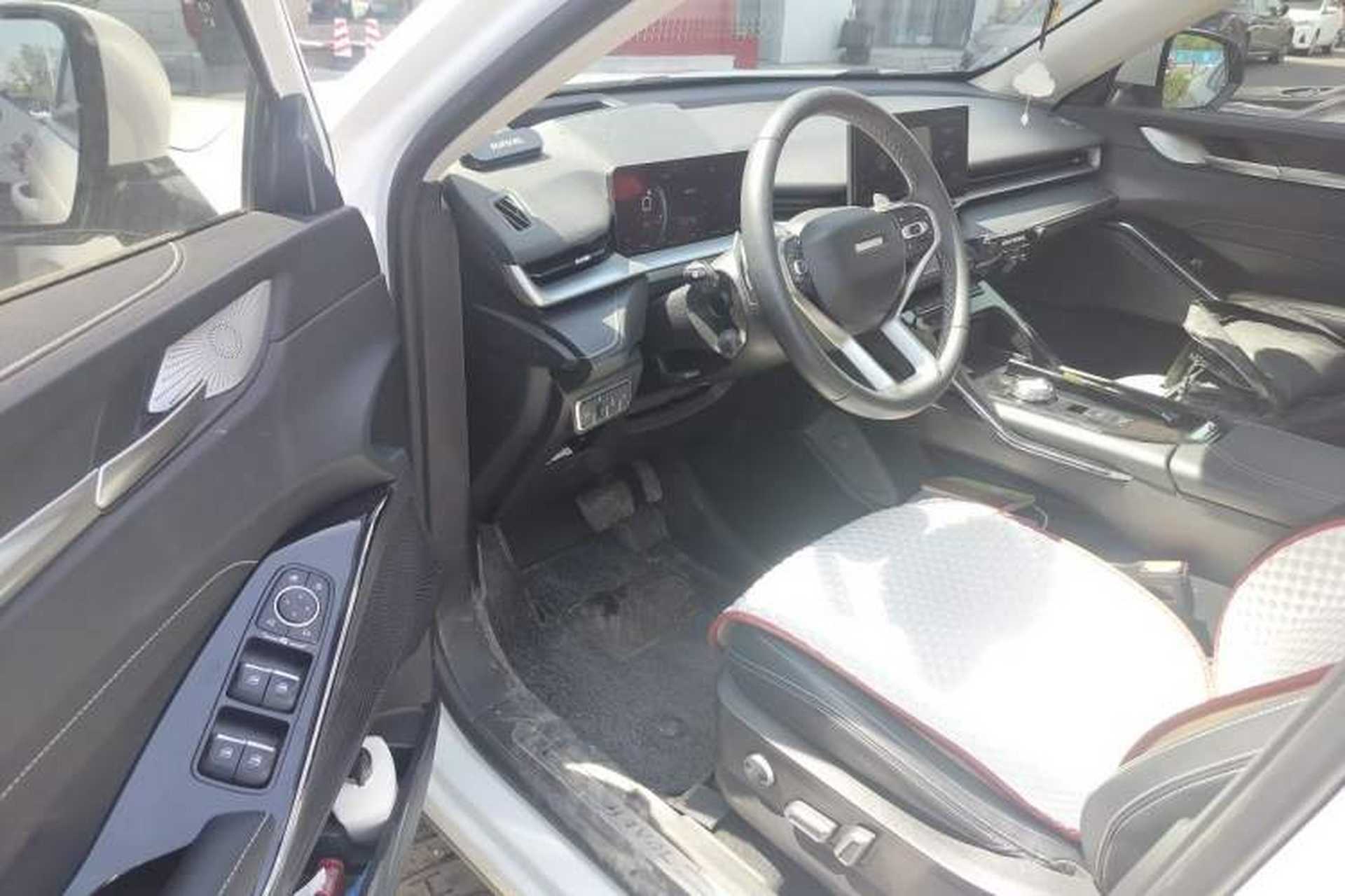 Used Haval H6 2021 3rd Generation 1.5T Automatic Two-Wheel-Drive Supreme Driver Seat
