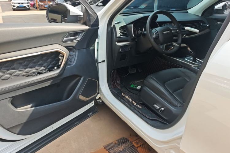 Used Haval H6 2021 1.5 GDIT Automatic Champion Edition Driver Seat