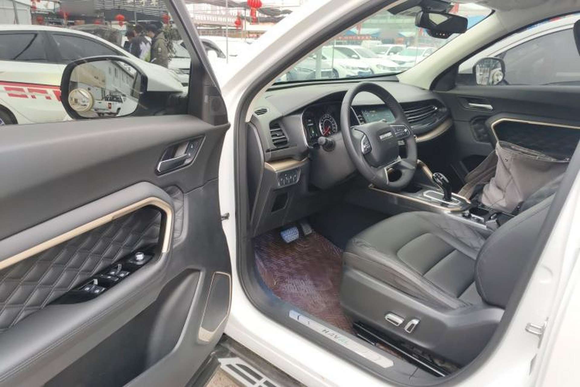 Used Haval H6 2021 1.5 GDIT Automatic Champion Edition Driver Seat