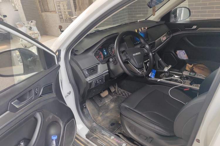 Used Haval H6 2021 Sport Edition 1.5T Automatic Elite Smart Connectivity Model U-Shape Grille Driver Seat