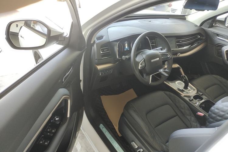 Used Haval H6 2021 1.5 GDIT Automatic Champion Edition Driver Seat