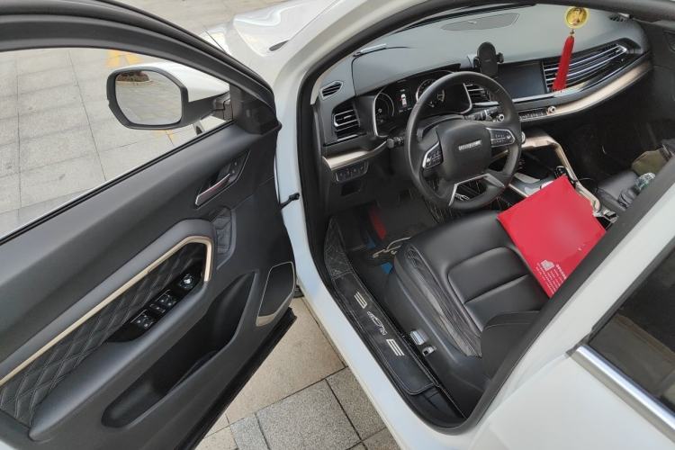 Used Haval H6 2021 1.5 GDIT Automatic Champion Edition Driver Seat