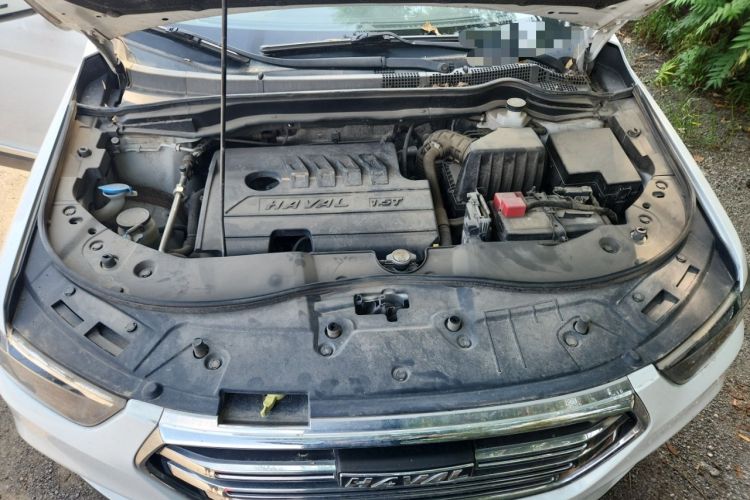 Used Haval H6 2021 Sport Edition 1.5T Automatic Elite Smart Connectivity Model with Hexagonal Grille Engine Bay