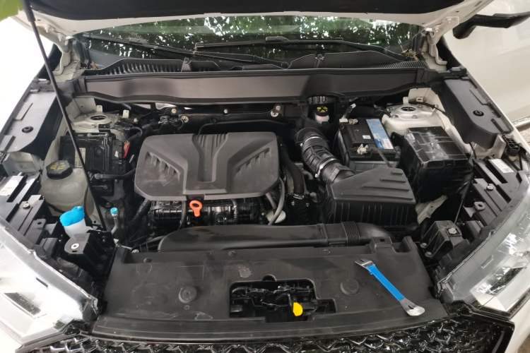 Used Haval H6 2021 3rd Generation 2.0T Automatic Two-Wheel Drive Max Engine Bay