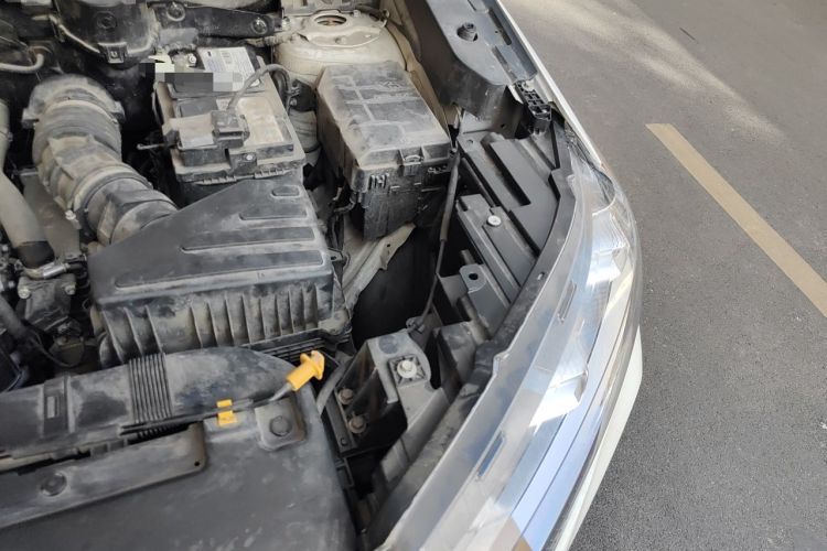 Used Haval H6 2021 3rd Generation 2.0T Automatic Two-Wheel Drive Max Engine Bay Left