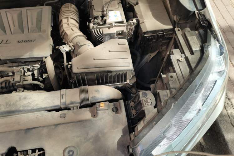 Used Haval H6 2021 3rd Generation 1.5T Automatic Two-Wheel-Drive Supreme Engine Bay Left