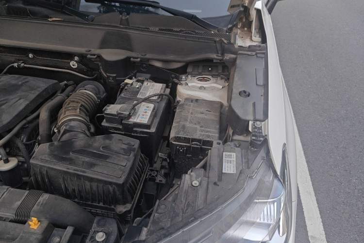Used Haval H6 2021 3rd Generation 2.0T Automatic Two-Wheel Drive Max Engine Bay Left