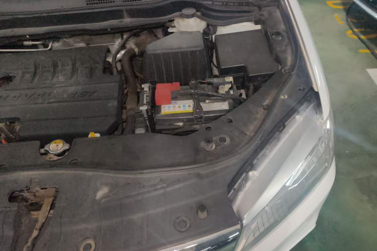Used Haval H6 2021 Sport Edition 1.5T Automatic Elite Smart Connectivity Model U-Shape Grille Engine Bay Left