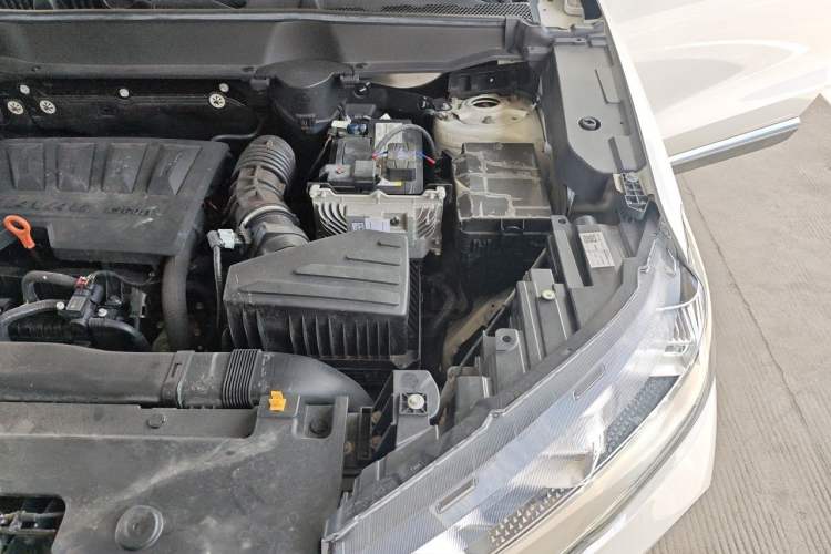 Used Haval H6 2021 3rd Generation 1.5T Automatic Two-Wheel-Drive Supreme Engine Bay Left
