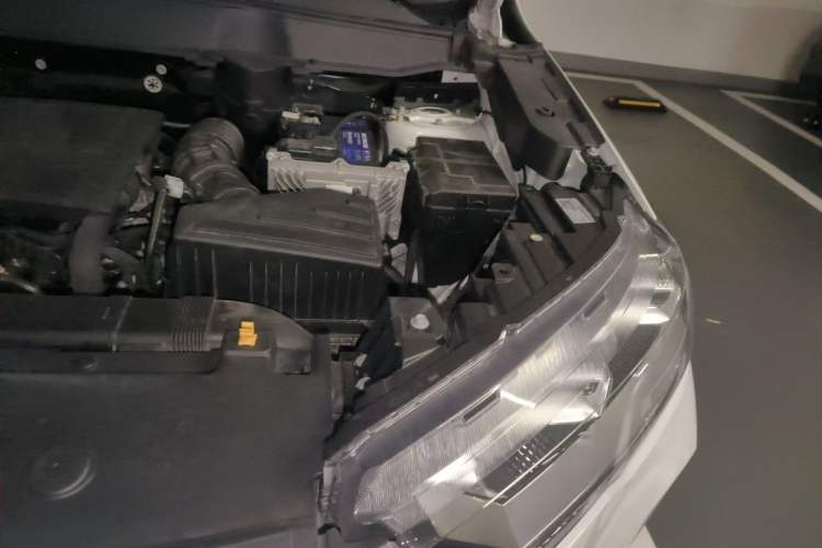 Used Haval H6 2021 3rd Generation 1.5T Automatic Two-Wheel Drive Max Engine Bay Left