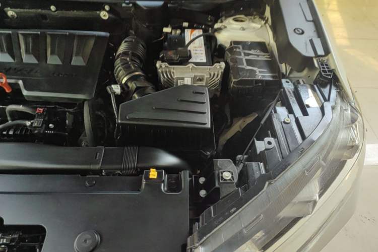 Used Haval H6 2021 3rd Generation 1.5T Automatic Two-Wheel Drive Max Engine Bay Left