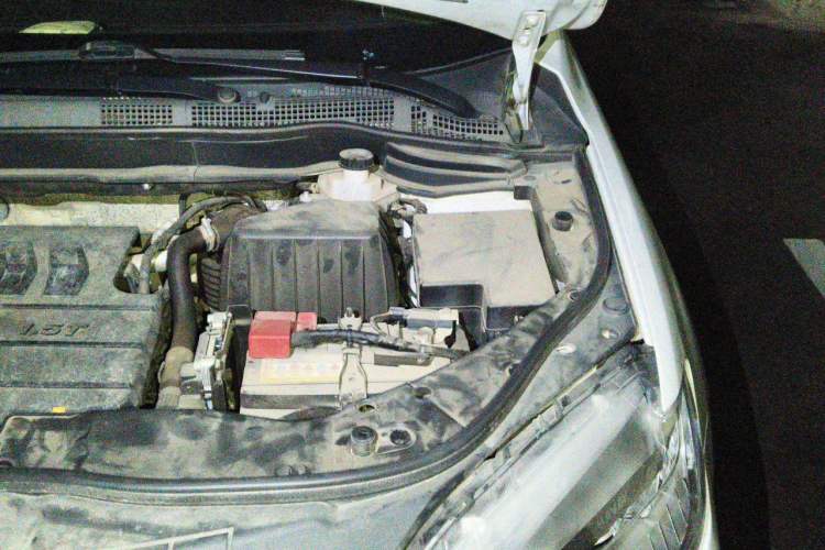 Used Haval H6 2021 Sport Edition 1.5T Automatic Elite Smart Connectivity Model U-Shape Grille Engine Bay Left