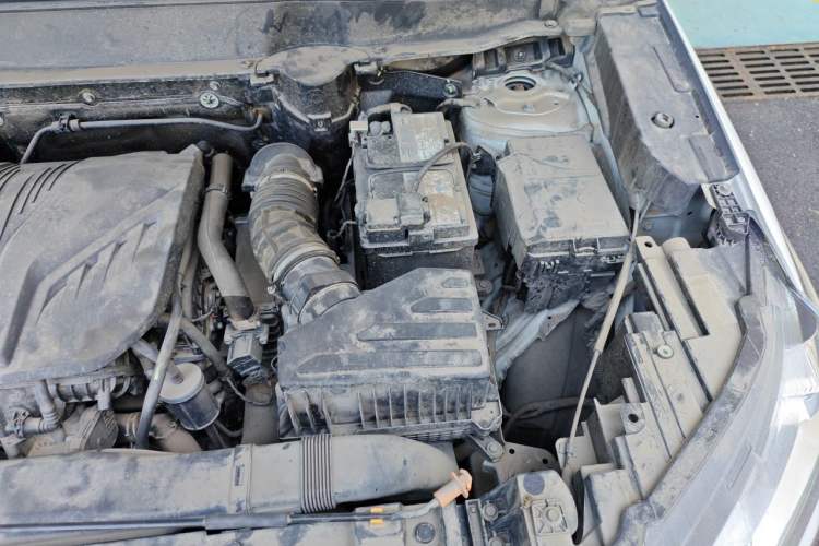 Used Haval H6 2021 3rd Generation 2.0T Automatic Two-Wheel Drive Max Engine Bay Left