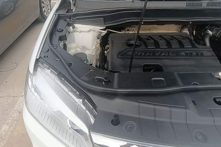 Used Haval H6 2021 Sport Edition 1.5T Automatic Elite Smart Connectivity Model U-Shape Grille Engine Bay Right
