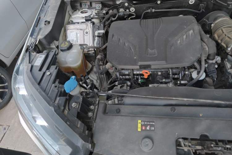 Used Haval H6 2021 3rd Generation 2.0T Automatic Two-Wheel Drive Max Engine Bay Right